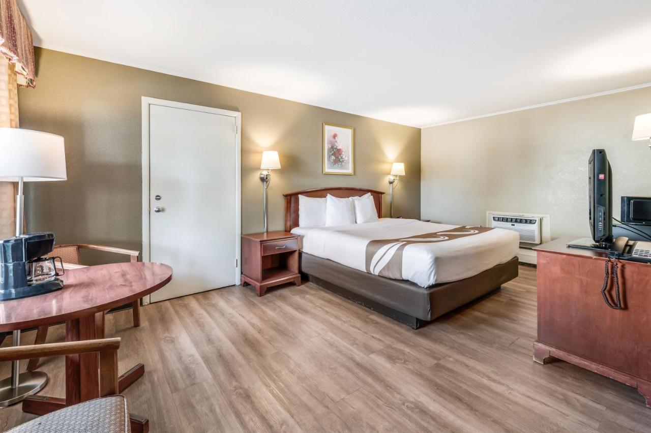 Rodeway Inn 포킵시 외부 사진