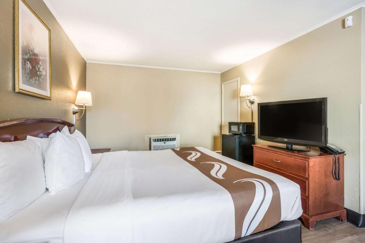 Rodeway Inn 포킵시 외부 사진